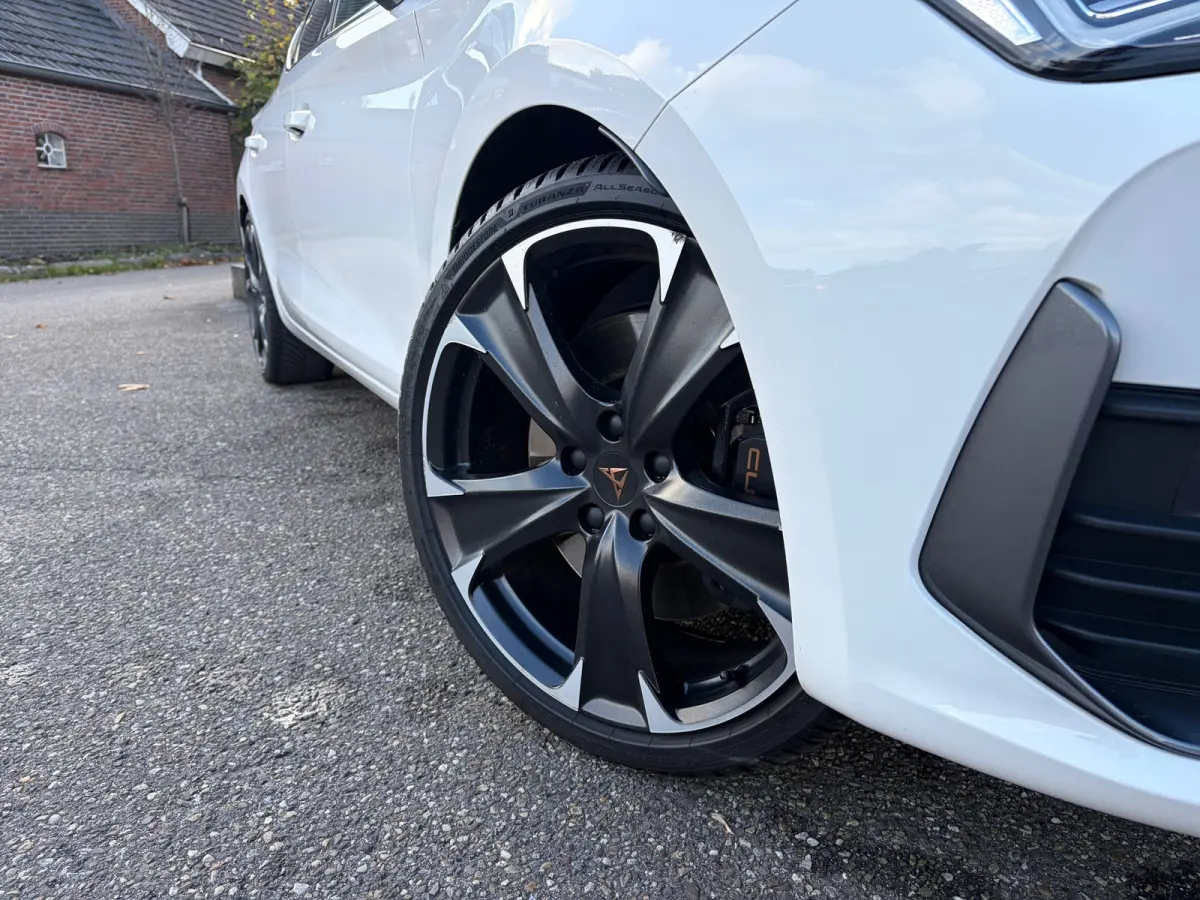 1.4 e-Hybrid VZ Business 245pk|Rijklaar prijs|19 inch|Stoel/stuur verw.|Navi|ACC|