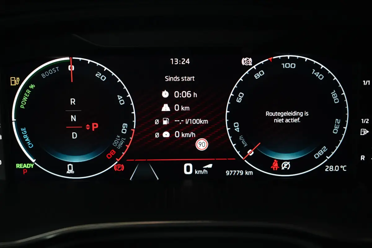 1.4 TSI iV RS PHEV 245PK DSG | TREKHAAK | CAMERA | STOELVERW. | NAVIGATIE | APP. CONNECT | 18 INCH | ADAPT. CRUISE | DAB+ | FULL LED | CLIMATE CONTROL