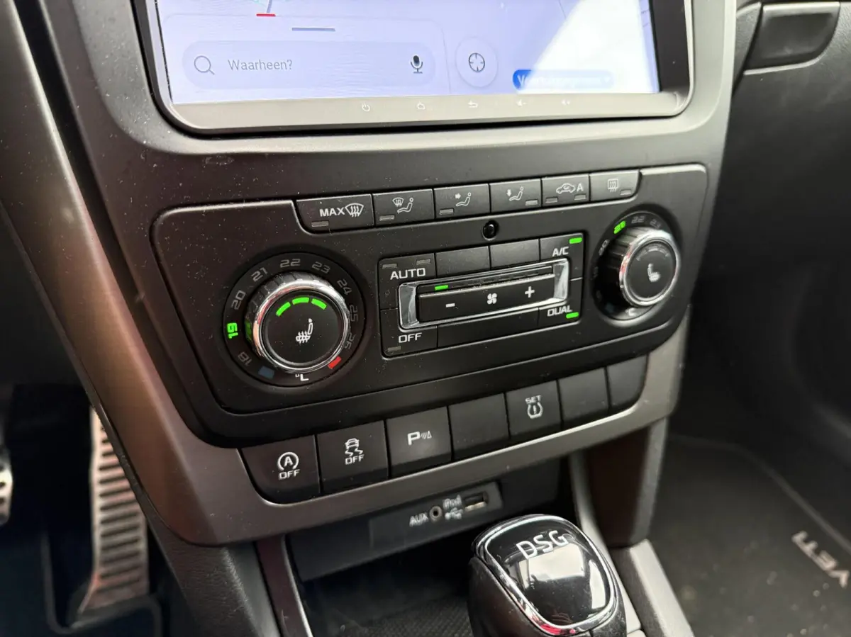 1.2 TSI Greentech JOY | CarPlay | Navigatie | Cruise | DAB+ | Climate | Stoelverwarming | Sensoren