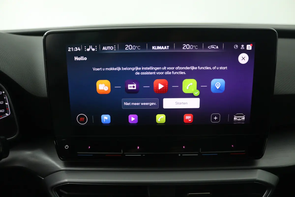 1.5 TSI Style Business Intense (TREKHAAK, STOEL/STUUR VERWARMING, CARPLAY)