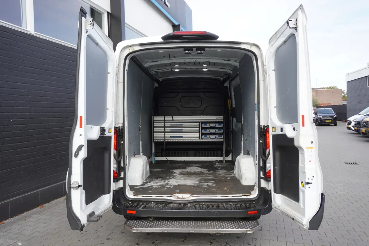 2.0 TDCI L2H2 130PK MHEV EURO 6 - Airco - Cruise - PDC - €13.900,- Excl.