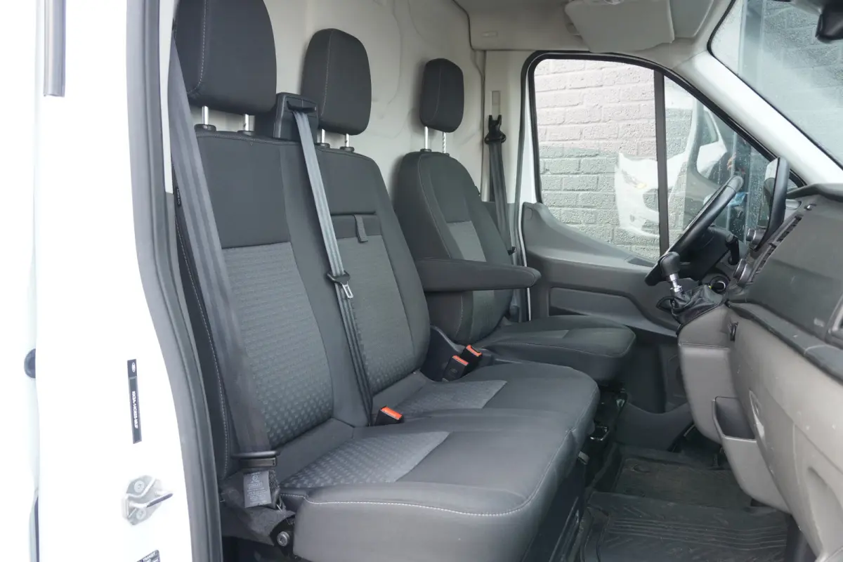 2.0 TDCI L2H2 130PK MHEV EURO 6 - Airco - Cruise - PDC - €13.900,- Excl.