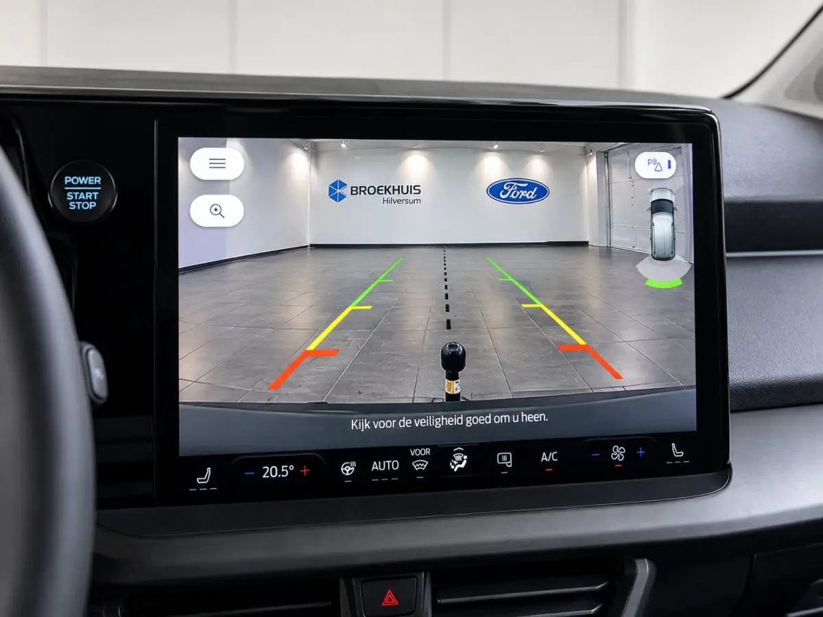 Cour. Limited 44 kWh | Adaptive Cruise | Dodehoek Detectie | Winterpack | Navigatie