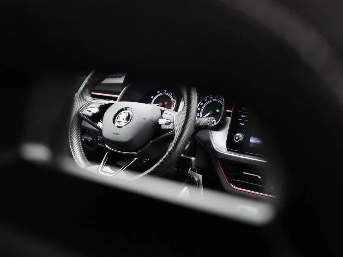 1.5 TSI ACT Sport Business