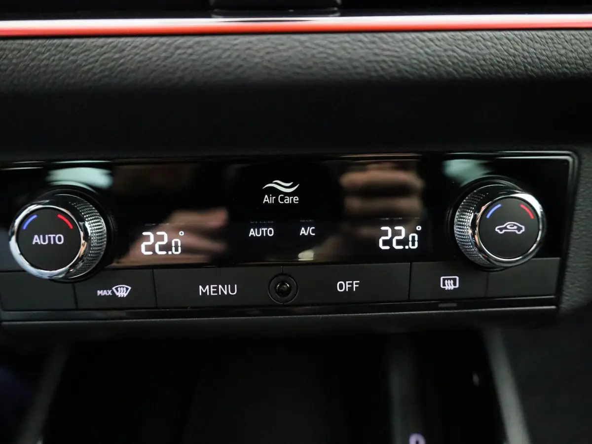 1.5 TSI ACT Sport Business