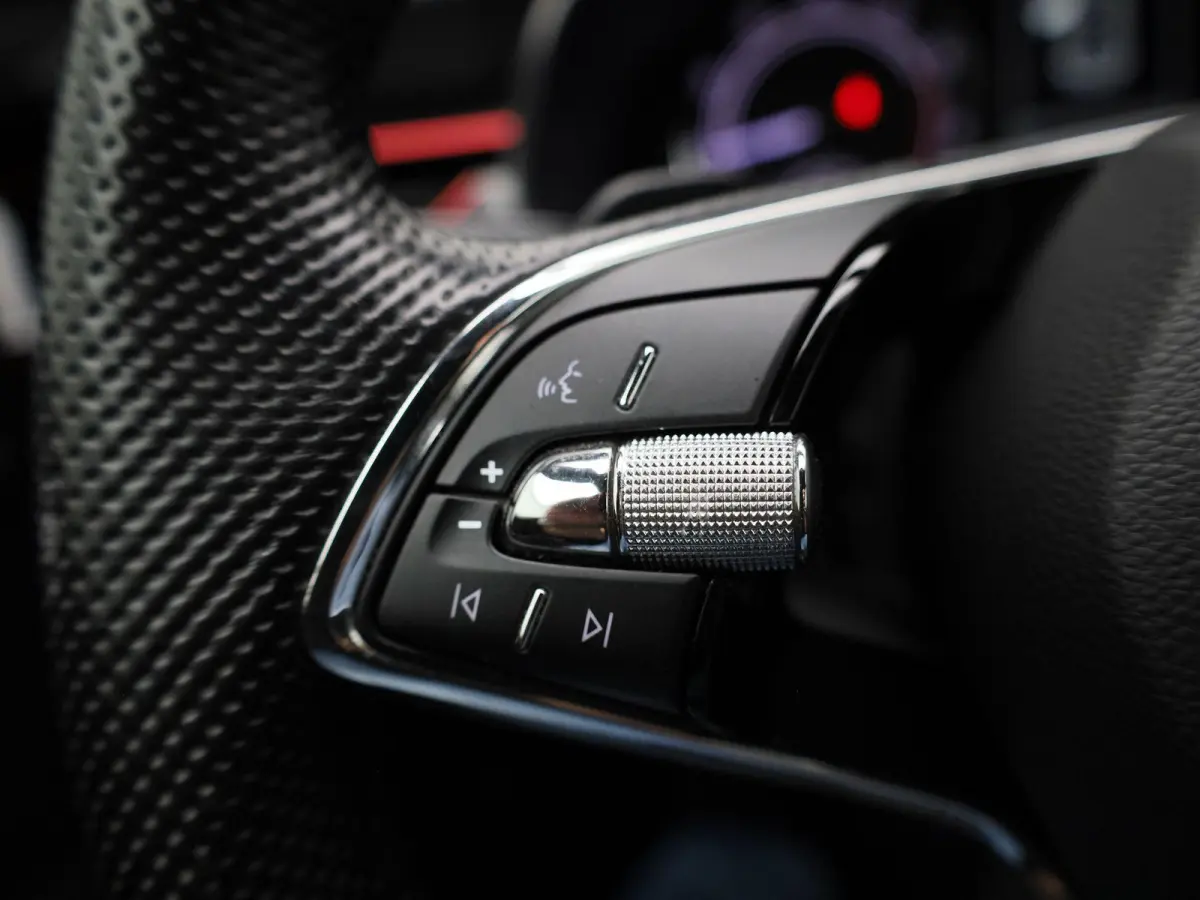 1.5 TSI ACT Sport Business