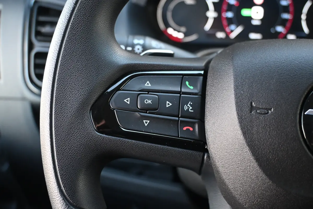 Electric 4.25t L3H2 Zwaar 110 kWh | Groot Scherm | Achteruitrijcamera | Navigatie | Climate Control | Keyless-Entry | !!