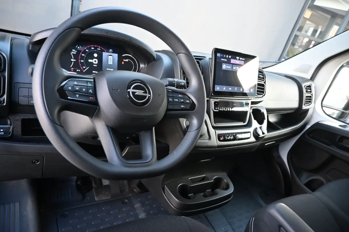 Electric 4.25t L3H2 Zwaar 110 kWh | Groot Scherm | Achteruitrijcamera | Navigatie | Climate Control | Keyless-Entry | !!