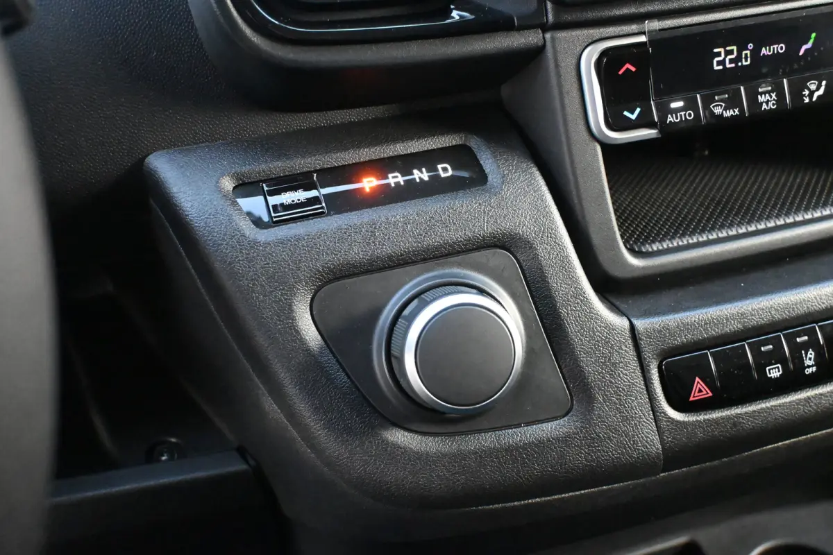Electric 4.25t L3H2 Zwaar 110 kWh | Groot Scherm | Achteruitrijcamera | Navigatie | Climate Control | Keyless-Entry | !!