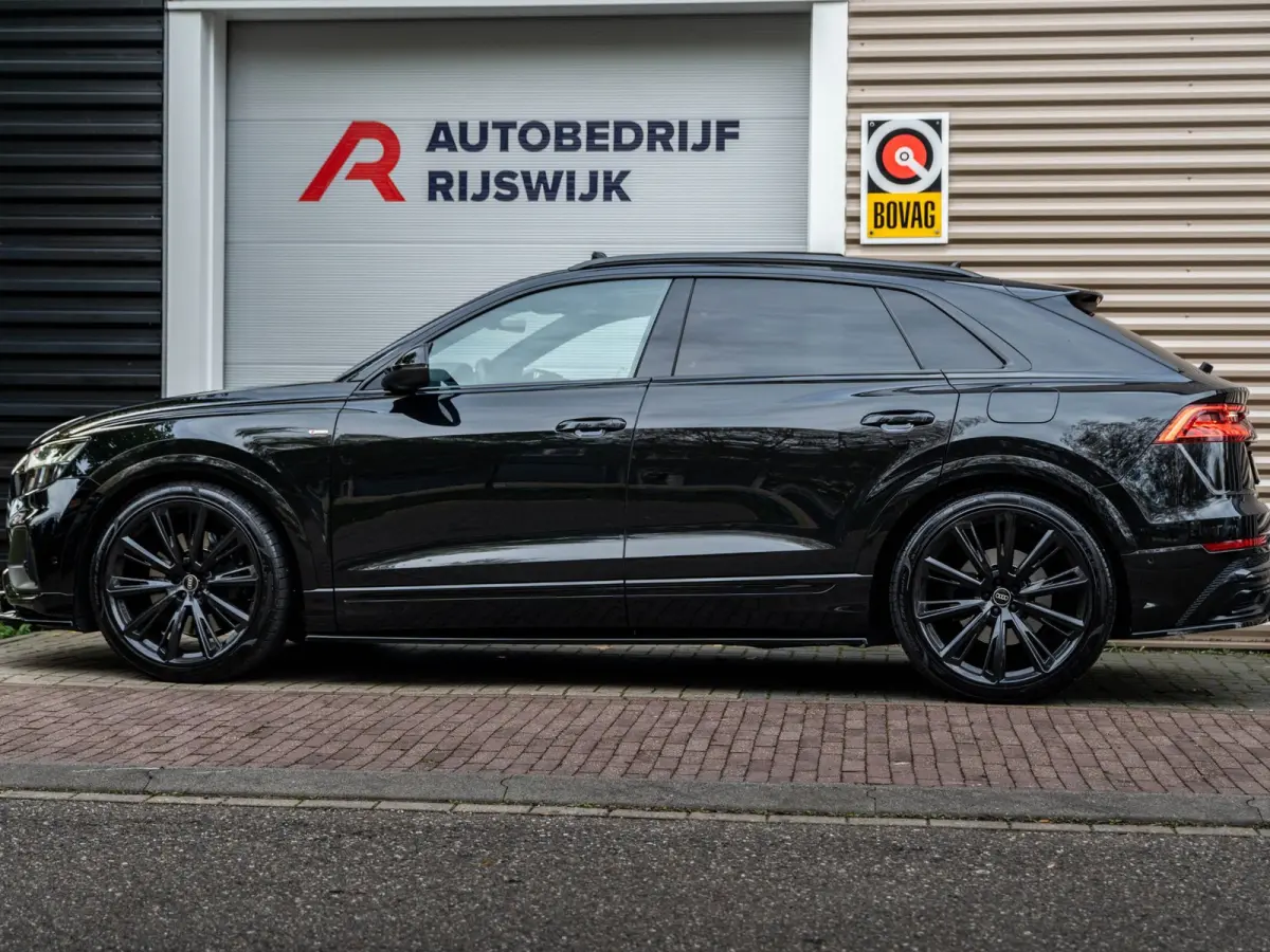 55 TFSI e quattro S-Line Pano/360/HuD/Keyless