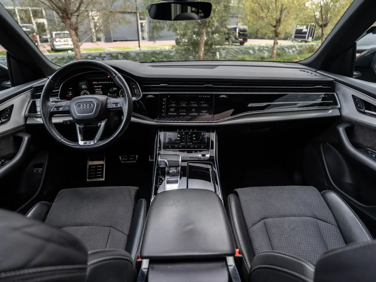 55 TFSI e quattro S-Line Pano/360/HuD/Keyless