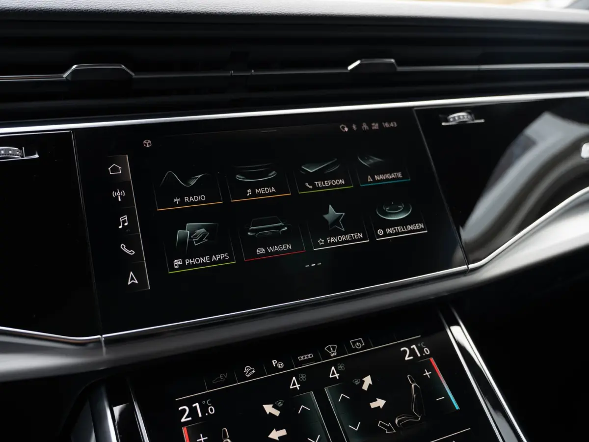 55 TFSI e quattro S-Line Pano/360/HuD/Keyless