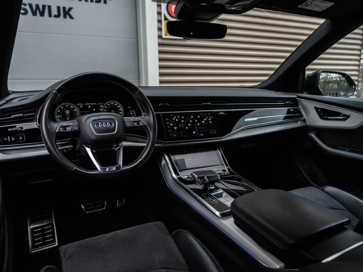 55 TFSI e quattro S-Line Pano/360/HuD/Keyless