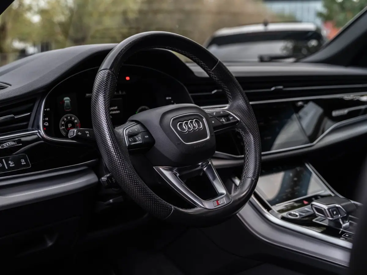 55 TFSI e quattro S-Line Pano/360/HuD/Keyless