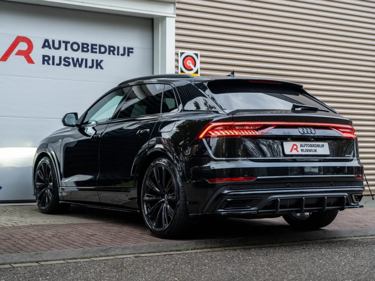 55 TFSI e quattro S-Line Pano/360/HuD/Keyless
