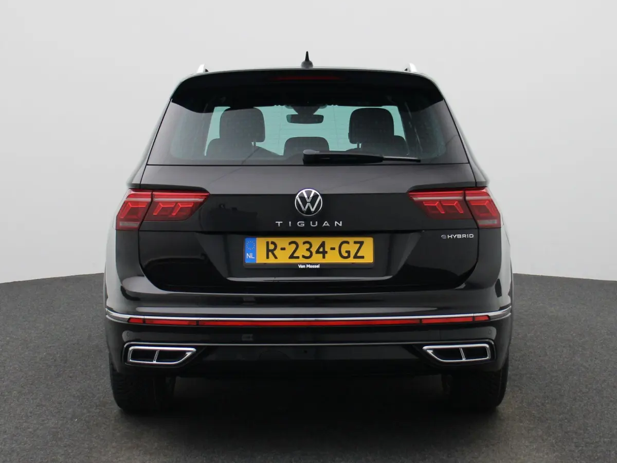 1.4 TSI eHybrid R-Line Business+
