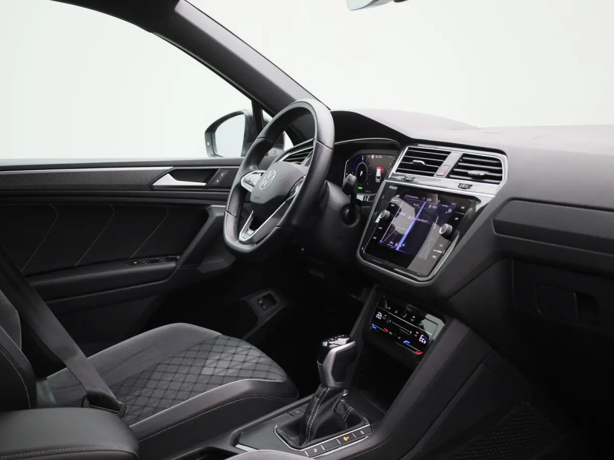 1.4 TSI eHybrid R-Line Business+