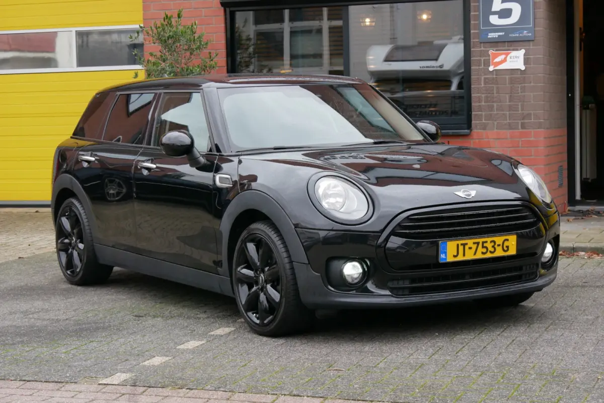 1.5 Cooper.clima. navigatie. cruise. nieuwe distributie.koppeling