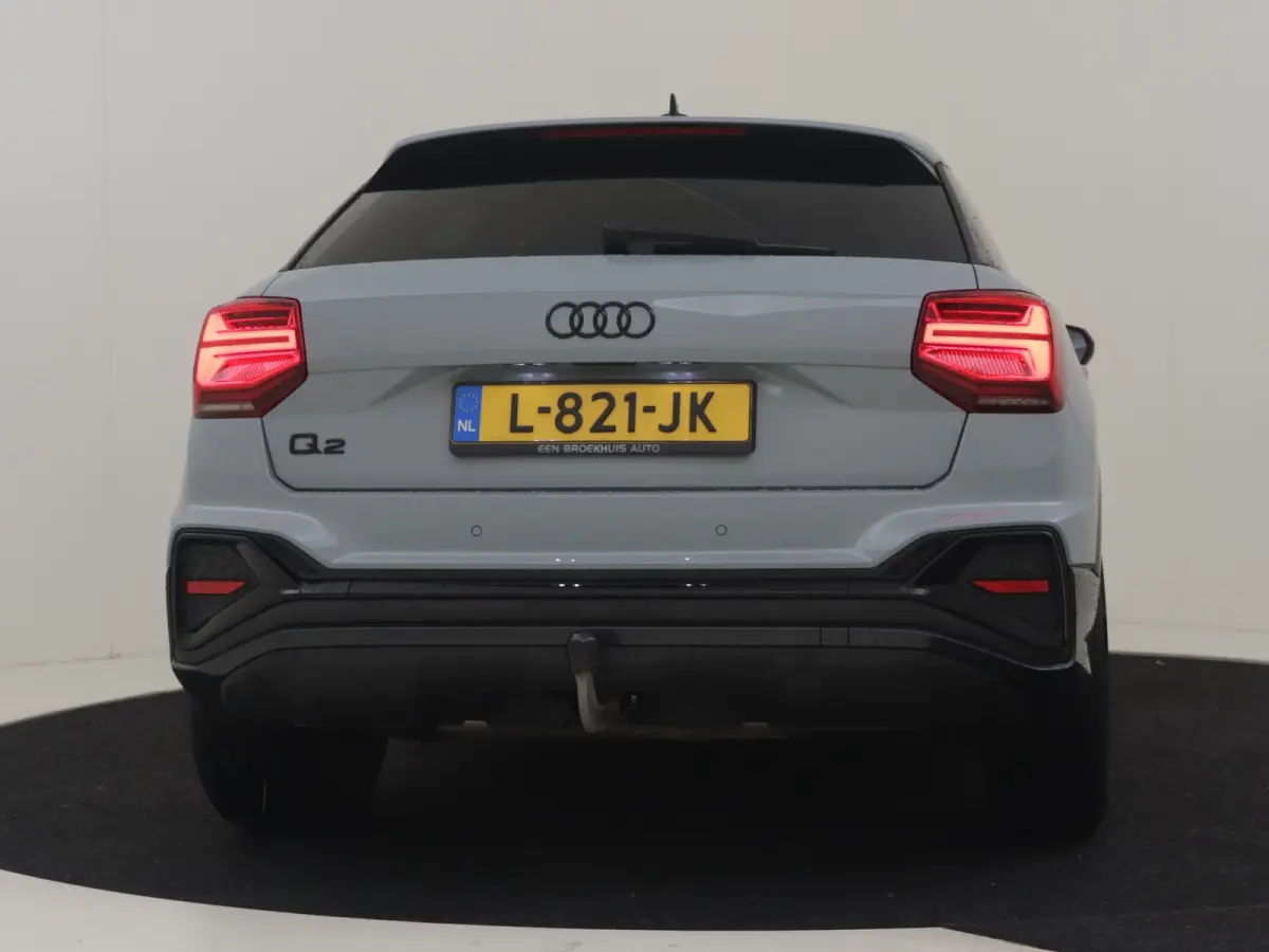 35 TFSI S Edition 150PK | Elektr glazen pano-dak | Trekhaak | App connect | Navi | Climate control | Cruise control | Parkeersensoren | DAB | LED | 19"LMV