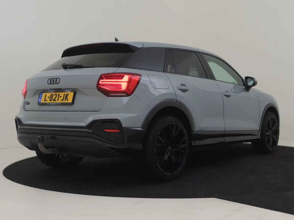 35 TFSI S Edition 150PK | Elektr glazen pano-dak | Trekhaak | App connect | Navi | Climate control | Cruise control | Parkeersensoren | DAB | LED | 19"LMV
