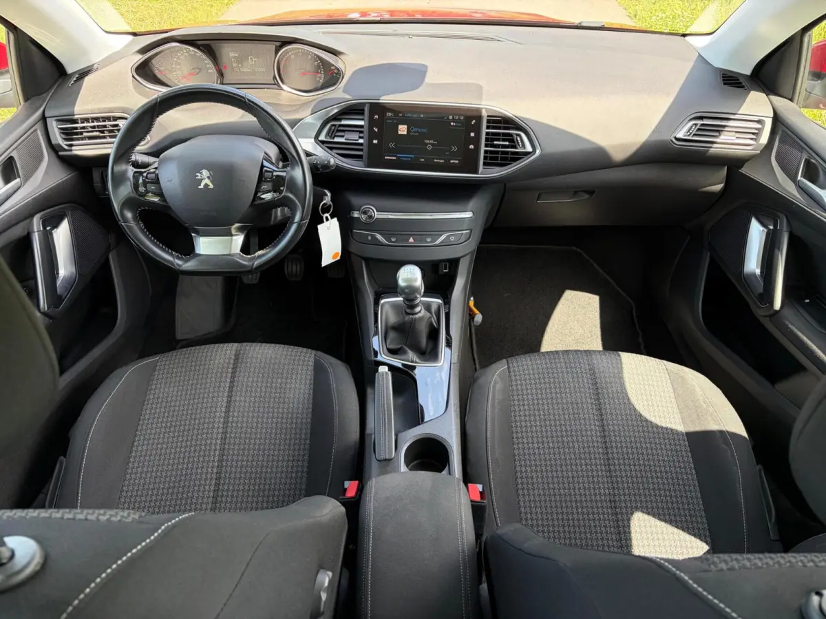 1.2 PureTech Active, van 2e EIGENAAR❗