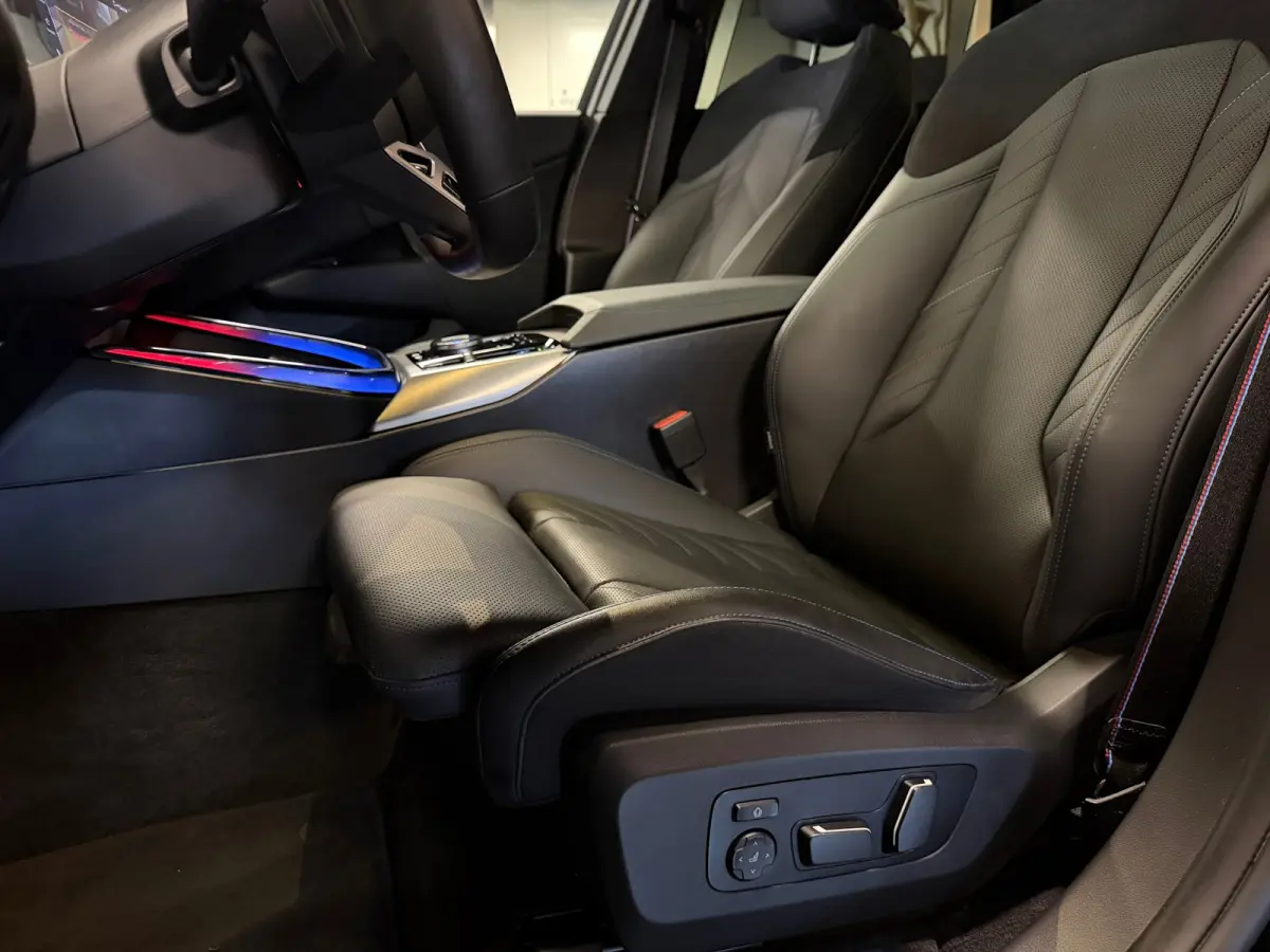 30e xDrive M Pack VOL Pano Memory 360Cam. Alarm