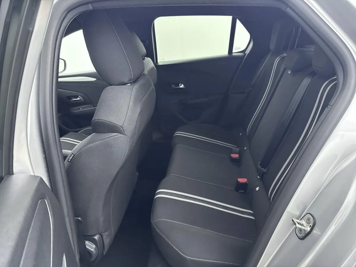 145 pk Automaat Hybrid GS | Navigatie | Led | Camera | Carplay