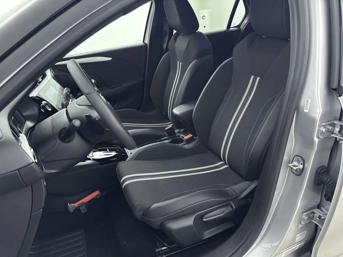145 pk Automaat Hybrid GS | Navigatie | Led | Camera | Carplay