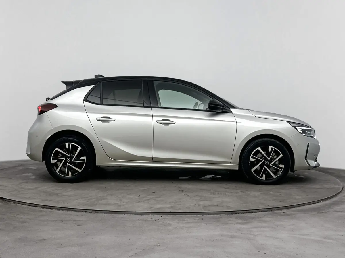 145 pk Automaat Hybrid GS | Navigatie | Led | Camera | Carplay