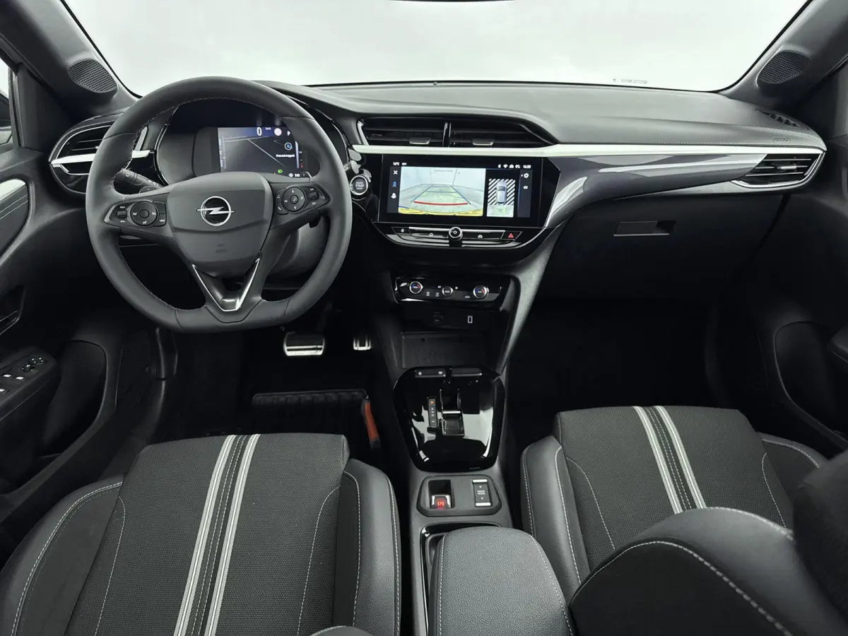 145 pk Automaat Hybrid GS | Navigatie | Led | Camera | Carplay