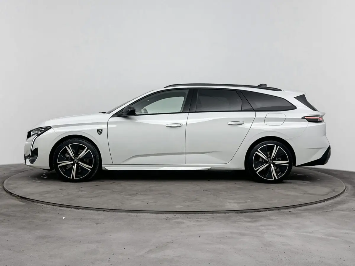 Plug-in Hybrid Automaat 225pk GT | Camera | Adaptieve Cruise Control | Alcantara Bekleding | Stoelverwarming | Maatrix LED Koplampen