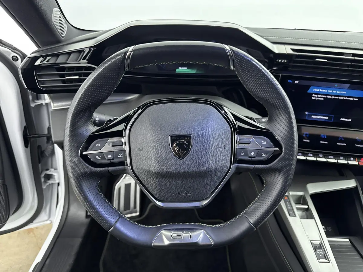 Plug-in Hybrid Automaat 225pk GT | Camera | Adaptieve Cruise Control | Alcantara Bekleding | Stoelverwarming | Maatrix LED Koplampen