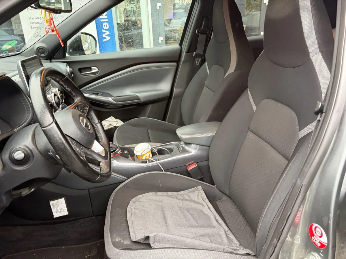 1.0 DIG-T N-Connecta | 117 PK | AUTOMAAT | KEYLESS ENTRY | CAMERA | PARKEERSENSOREN VOOR EN ACHTER | ALL-SEASONBANDEN | CLIMATE CONTROL | NAVIGATIE |
