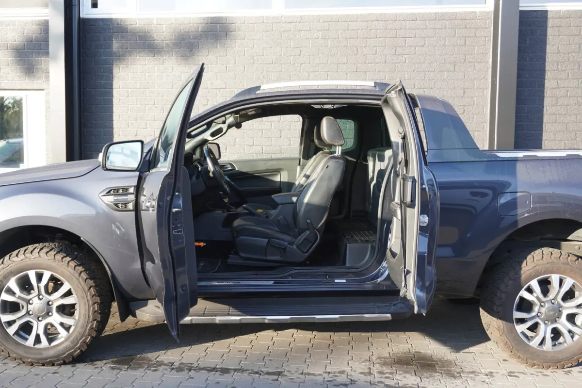 2.0 EcoBlue 213PK AUT. 4X4 3.500KG Wildtrak Supercab - AC/Climate - Navi - Cruise - €21.900,- Excl.