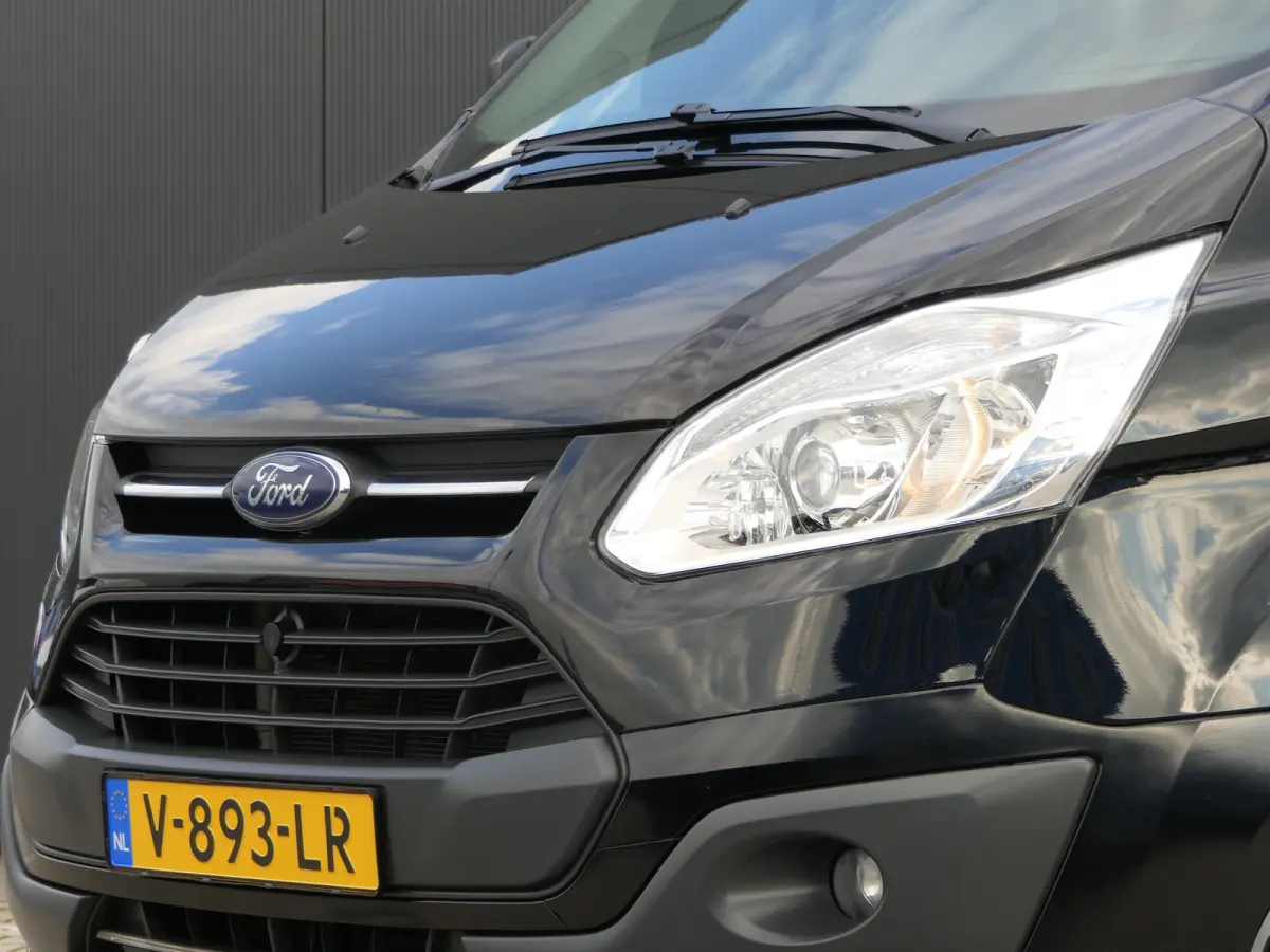 290 2.0 TDCI L1H1 Trend DC | Dubbele Cabine | 5-Persoons | Trekhaak | Camera | Lichtmetalen Velgen | Stoelverwarming