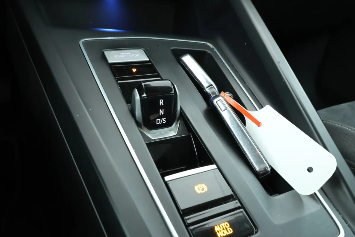 1.5 eTSI R-Line Memory Seat, Panorama, Automaat, Stoel/stuurverwarming