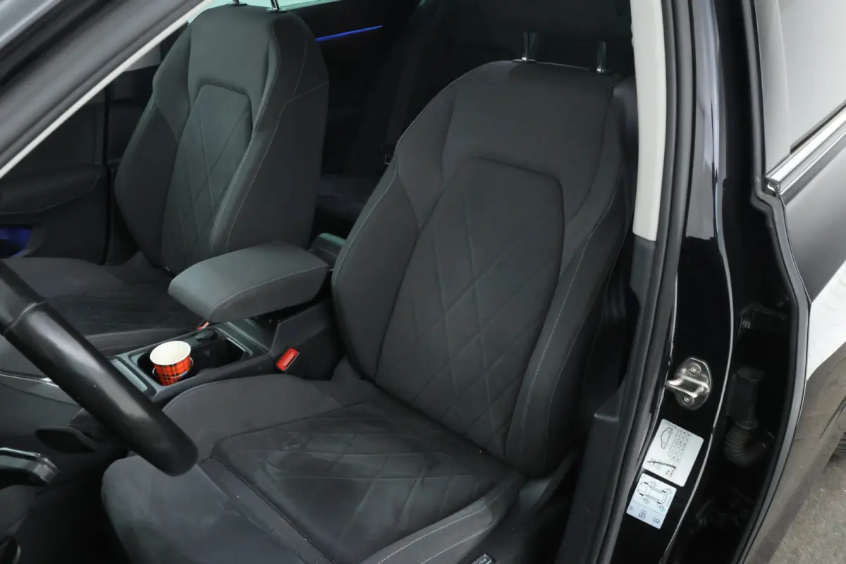 1.5 eTSI R-Line Memory Seat, Panorama, Automaat, Stoel/stuurverwarming