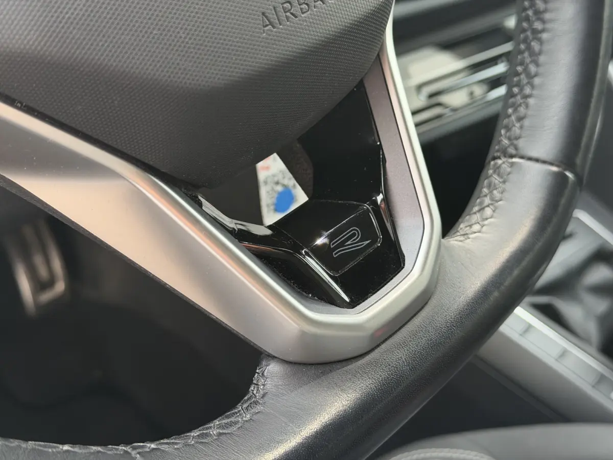 1.0 TSI R-Line 110 PK | CLIMATE | ADAPT. CRUISE | VIRTUAL COCKPIT | CARPLAY |