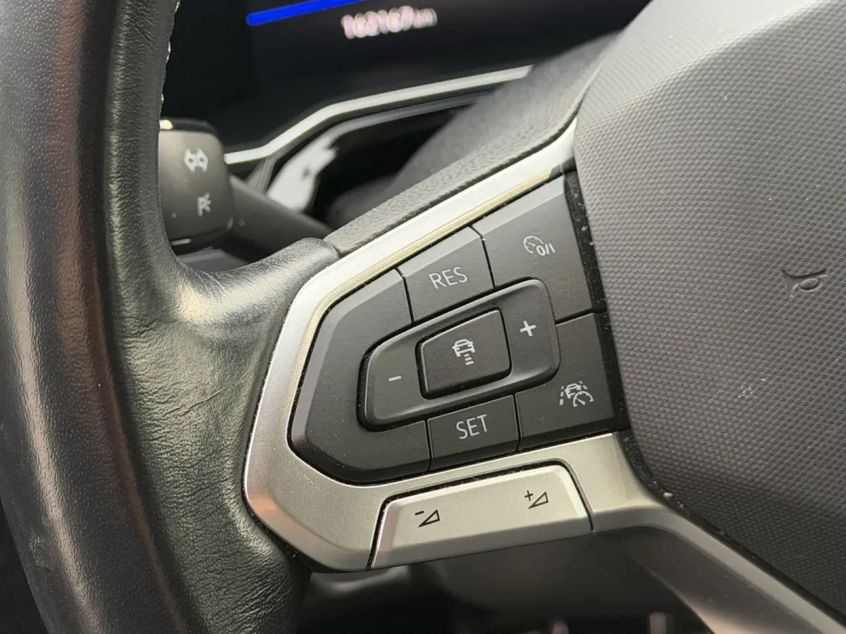 1.0 TSI R-Line 110 PK | CLIMATE | ADAPT. CRUISE | VIRTUAL COCKPIT | CARPLAY |
