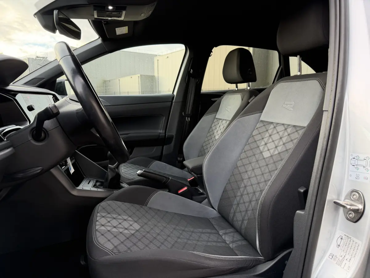 1.0 TSI R-Line 110 PK | CLIMATE | ADAPT. CRUISE | VIRTUAL COCKPIT | CARPLAY |