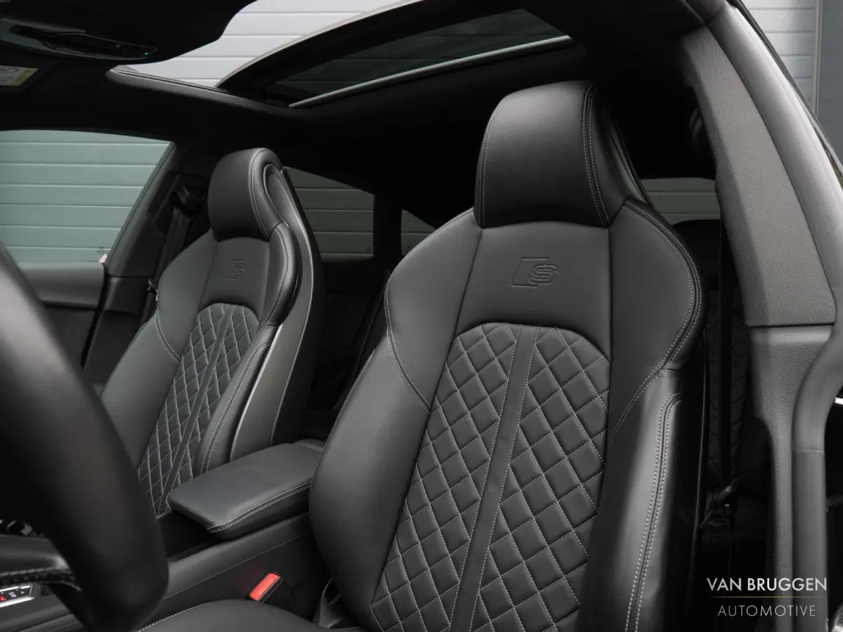 3.0 TFSI quattro Pano Massage Head-up B&O Carbon 20" Sfeer