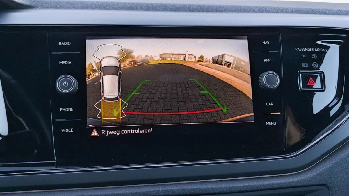 1.0 TSI 110pk DSG R-Line | App Connect | Stoelverwarming | Camera