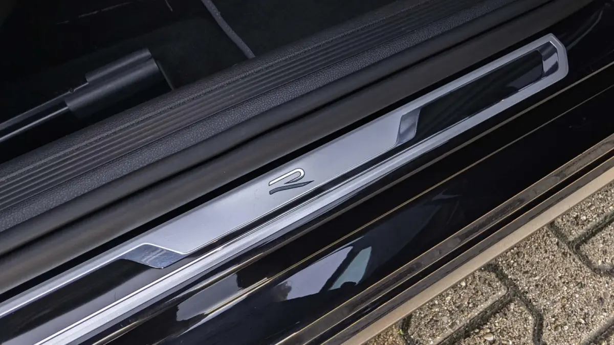 1.0 TSI 110pk DSG R-Line | App Connect | Stoelverwarming | Camera