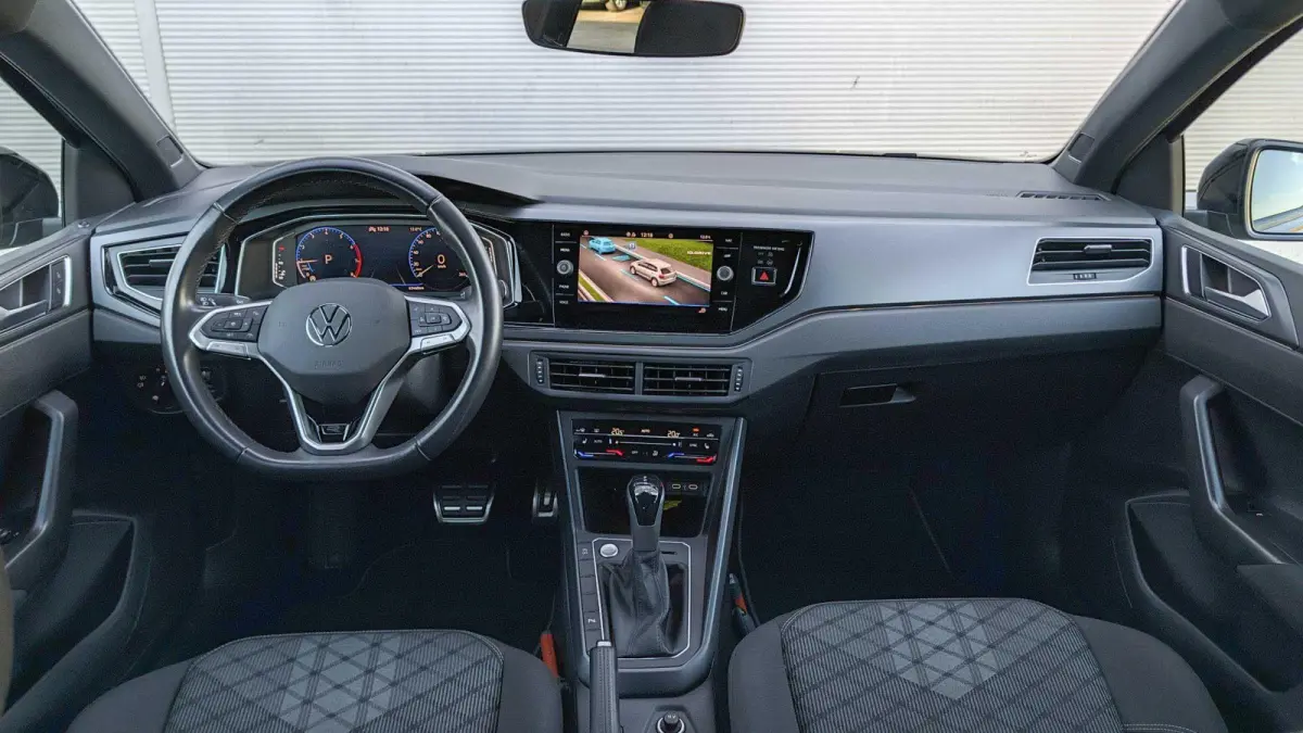 1.0 TSI 110pk DSG R-Line | App Connect | Stoelverwarming | Camera