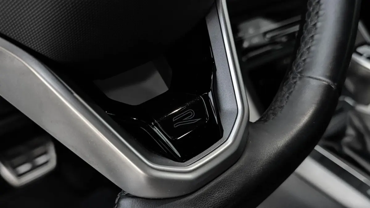 1.0 TSI 110pk DSG R-Line | App Connect | Stoelverwarming | Camera