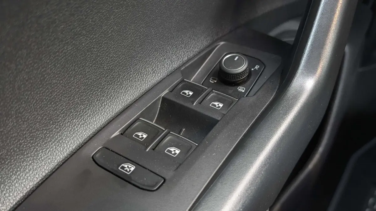 1.0 TSI 110pk DSG R-Line | App Connect | Stoelverwarming | Camera
