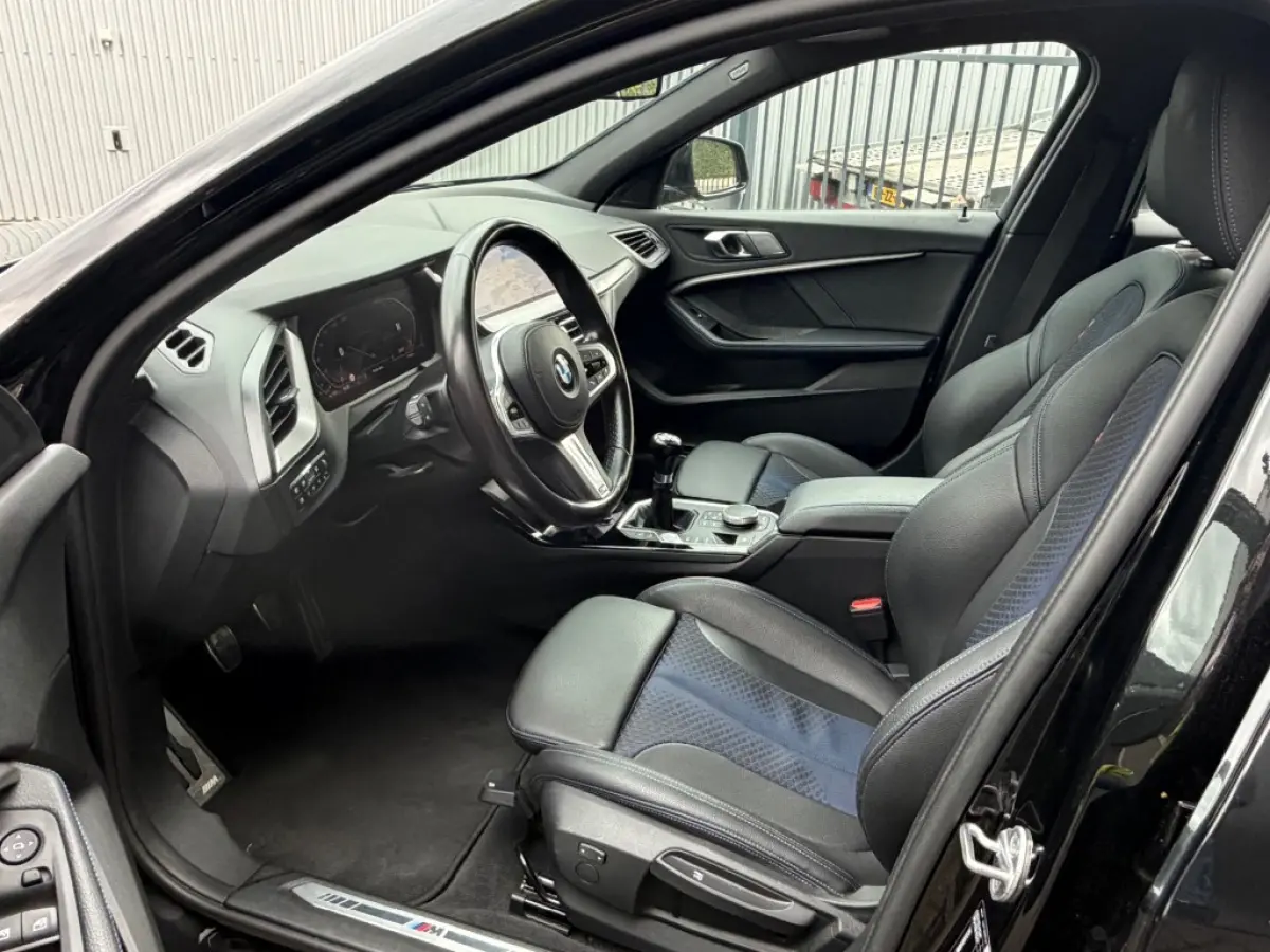 116i M Sport Leder Navi LED Carplay Live Cockpit NL-auto