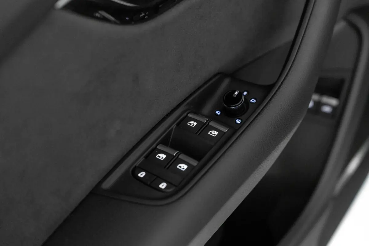 60 TFSI e Quattro Competition / Pano / 23" / Massage / OLED / HUD / Matrix / BTW / Trekhaak