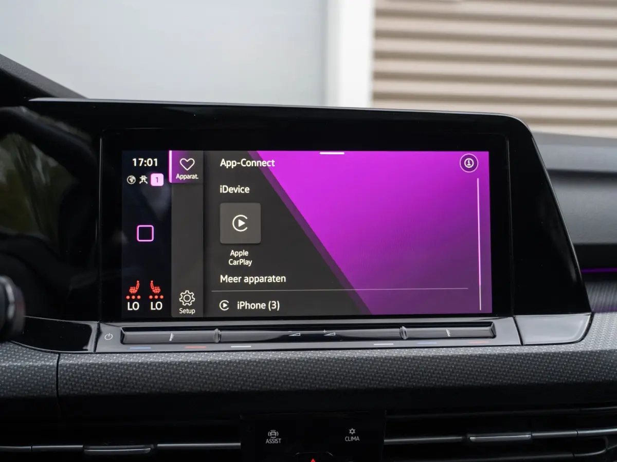 1.5 eTSI R-Line Pano/Matrix/Camera/Keyless