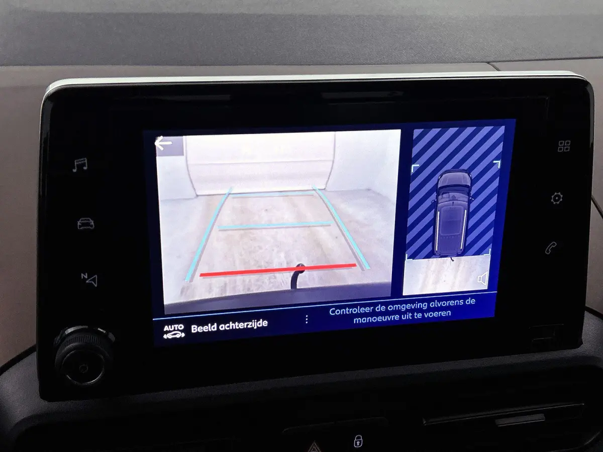 GT 130pk Automaat | Navigatie via Apple Carplay / Android Auto | Achteruitrijcamera | Climate Control | Cruise Control | Parkeersensoren v+a | Dodehoeksensor | Keyless | Elektrisch inklapbar